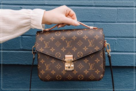 louis vuitton saintonge real vs fake|louis vuitton counterfeit.